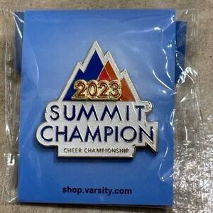 2023 Cheer Summit Champion Pin